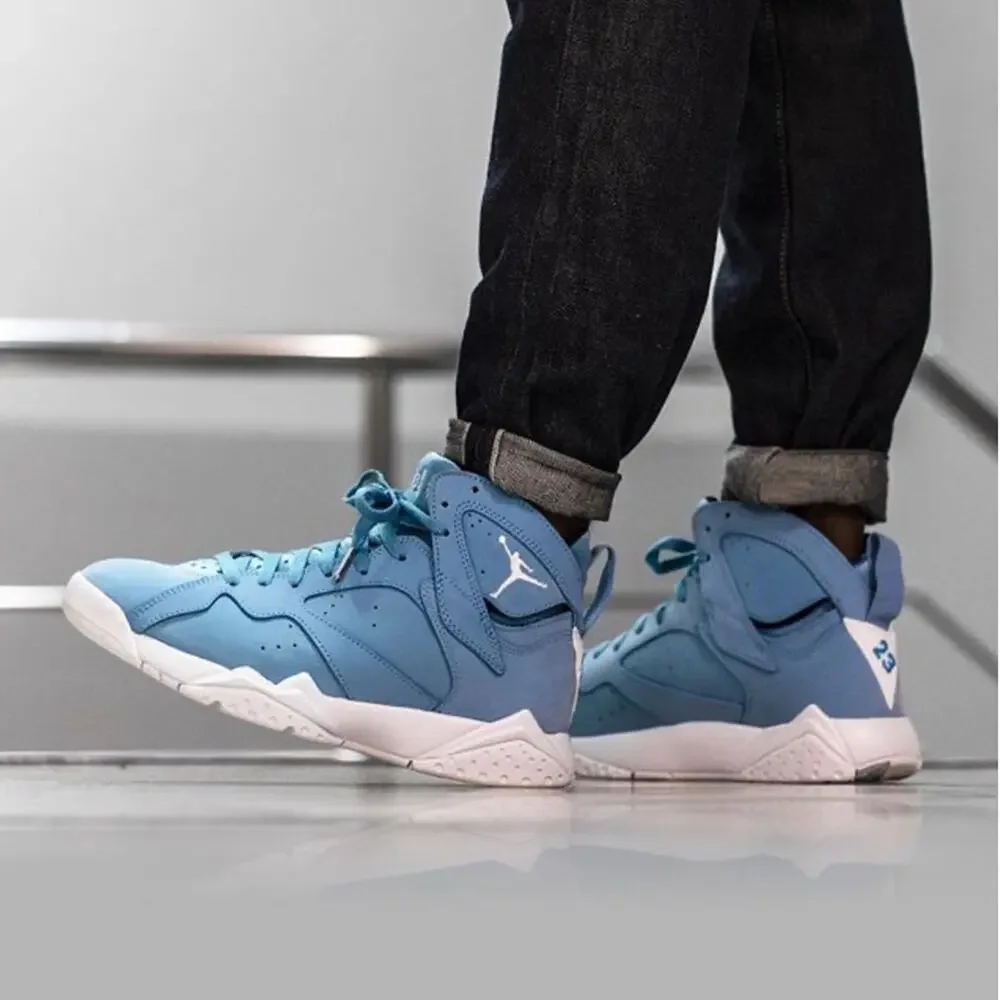 Jordan 7 Retro Pantone ( 304775-400 )